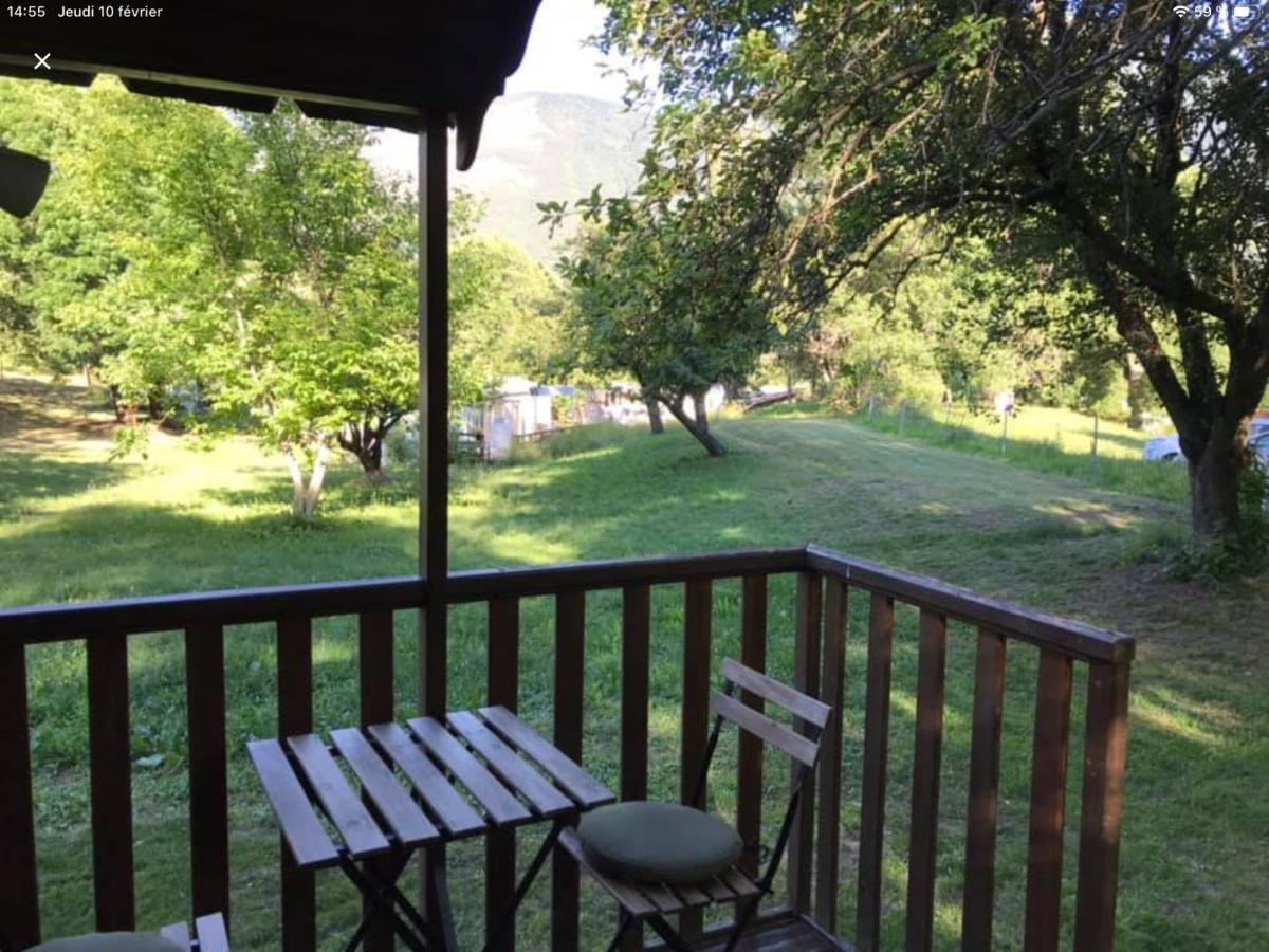 Camping, Hôtel De Plein Air Les Cariamas Chateauroux-les-Alpes Bagian luar foto