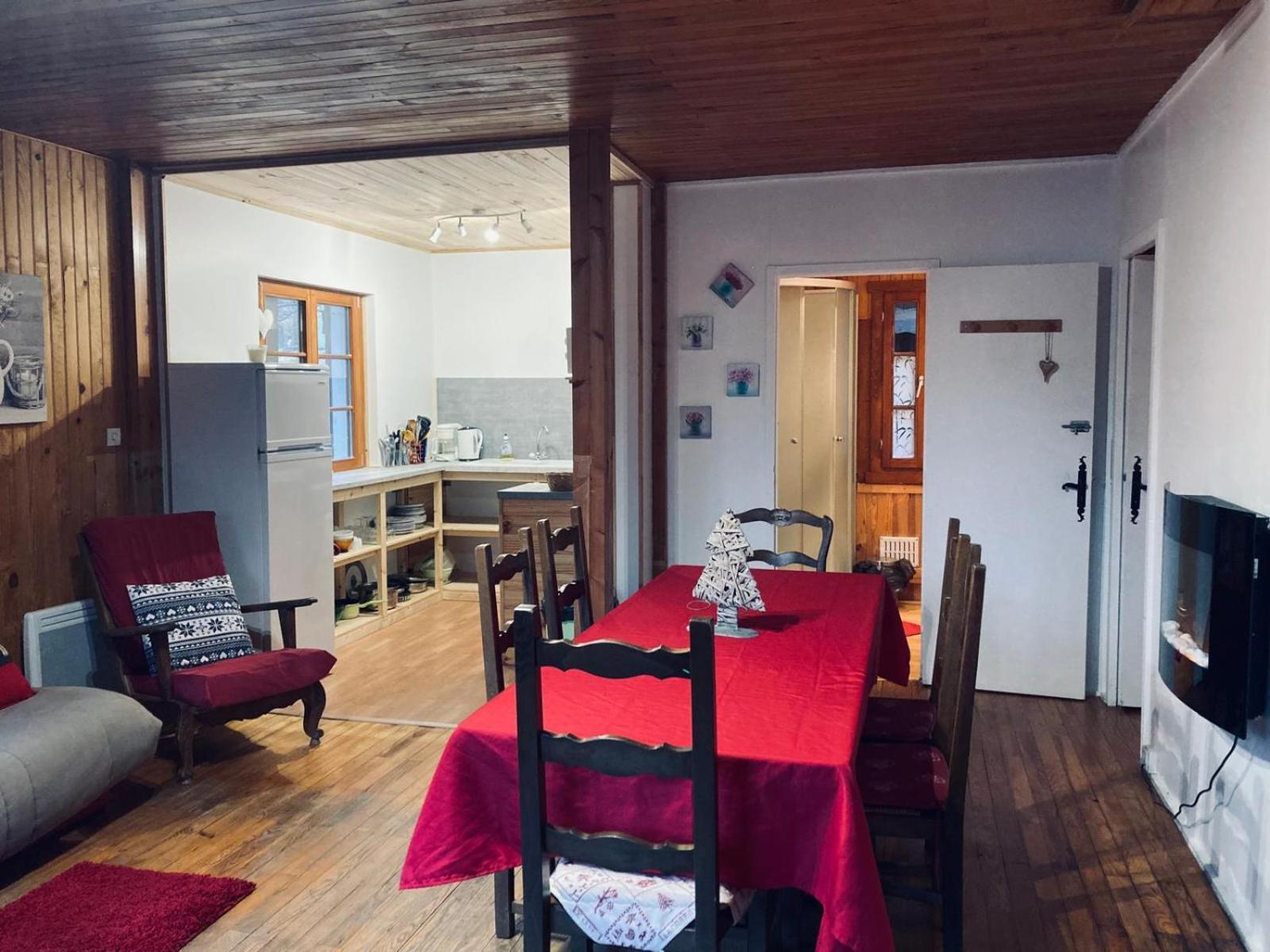 Camping, Hôtel De Plein Air Les Cariamas Chateauroux-les-Alpes Bagian luar foto