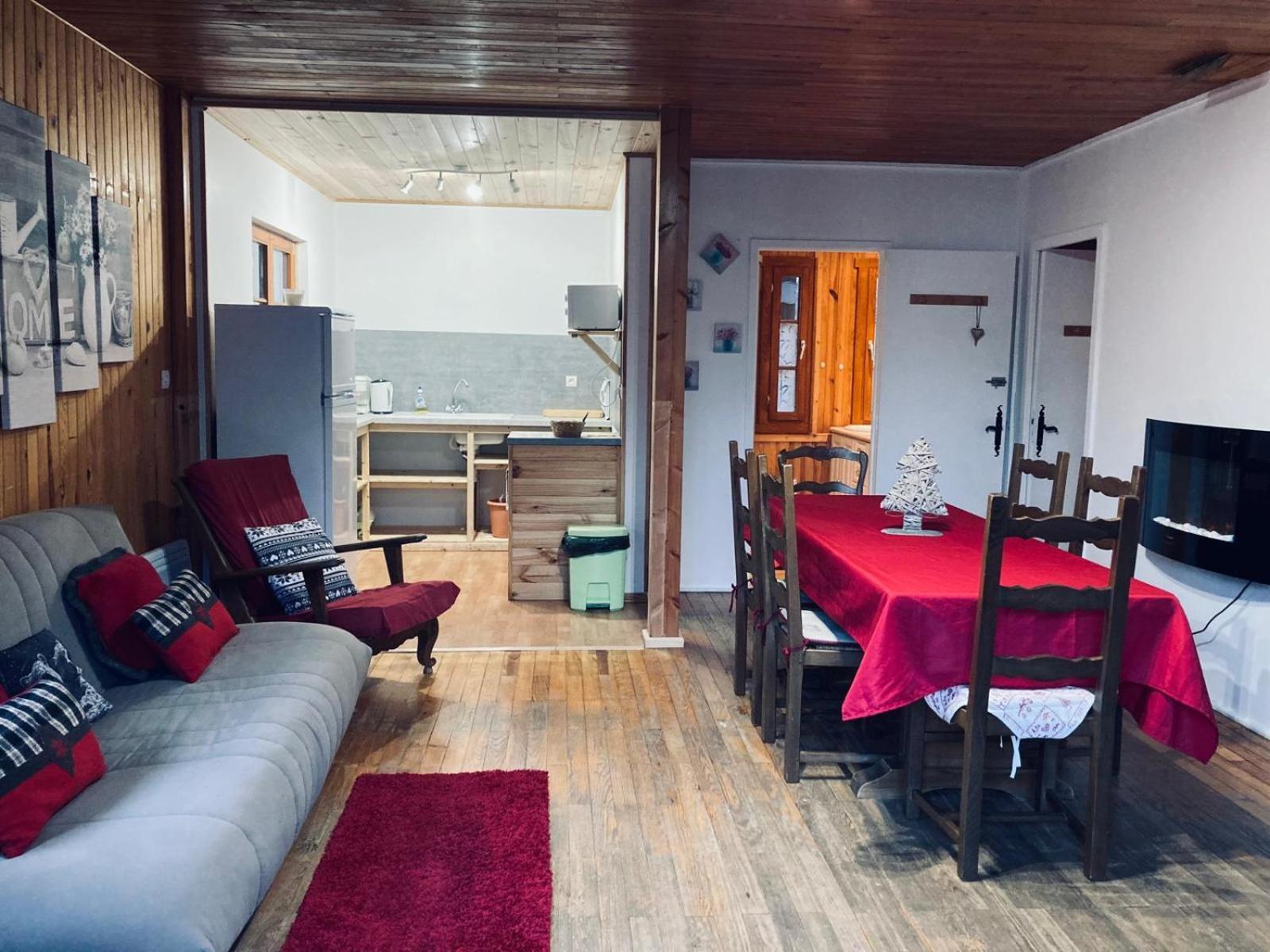 Camping, Hôtel De Plein Air Les Cariamas Chateauroux-les-Alpes Bagian luar foto