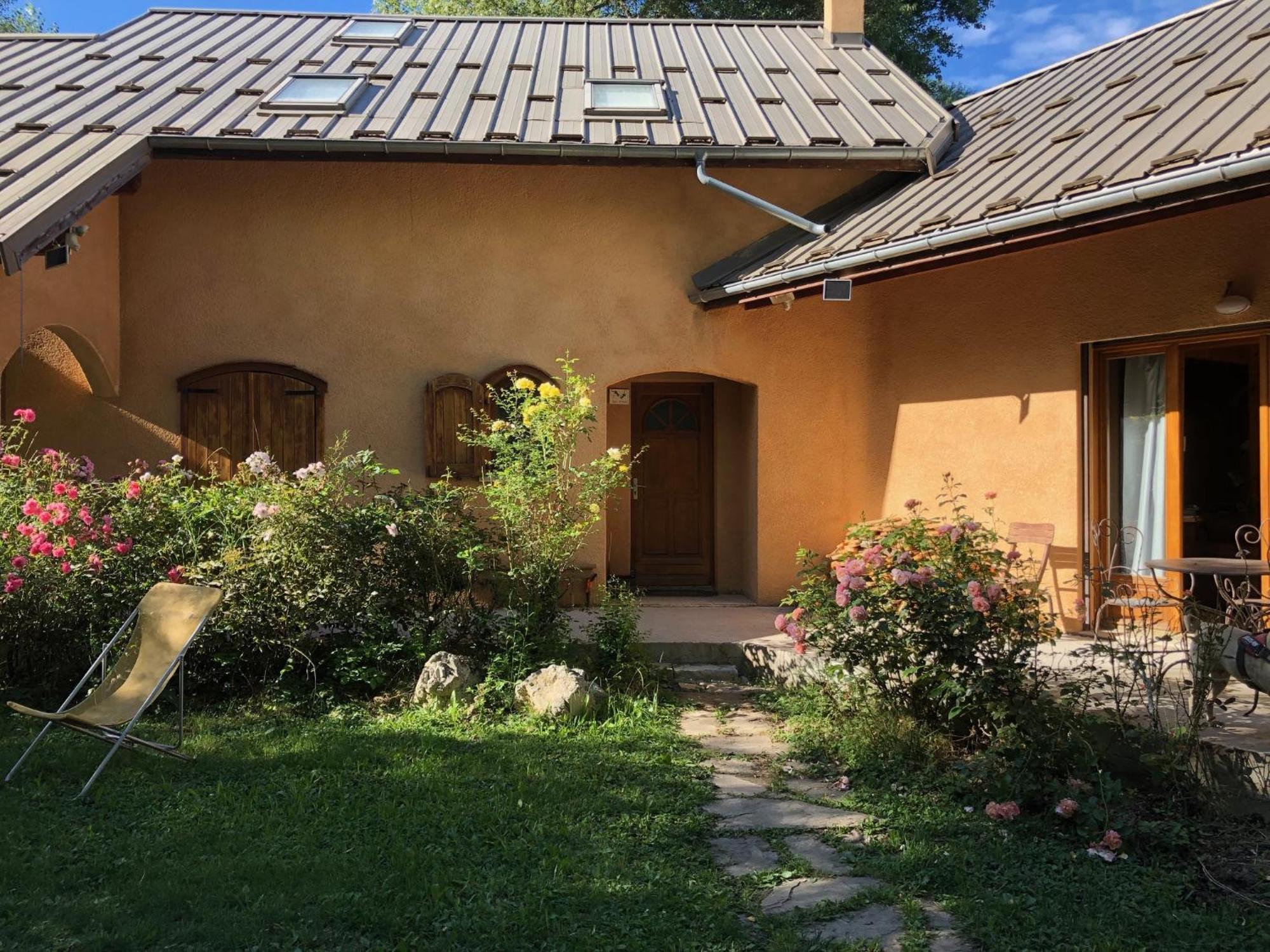 Camping, Hôtel De Plein Air Les Cariamas Chateauroux-les-Alpes Bagian luar foto